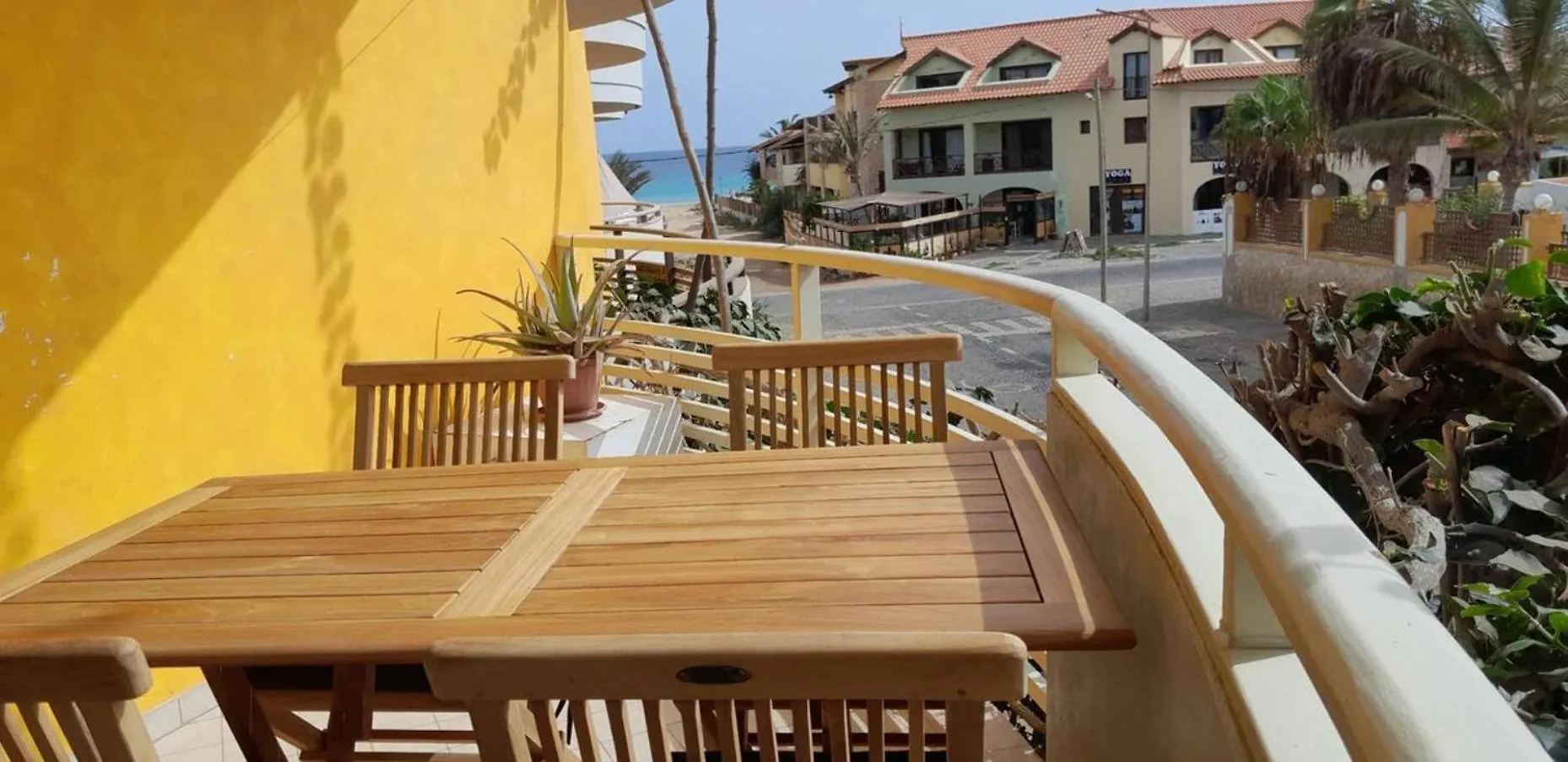 Meridiana 2 Bedroom City Center Apartment Santa Maria Holiday home